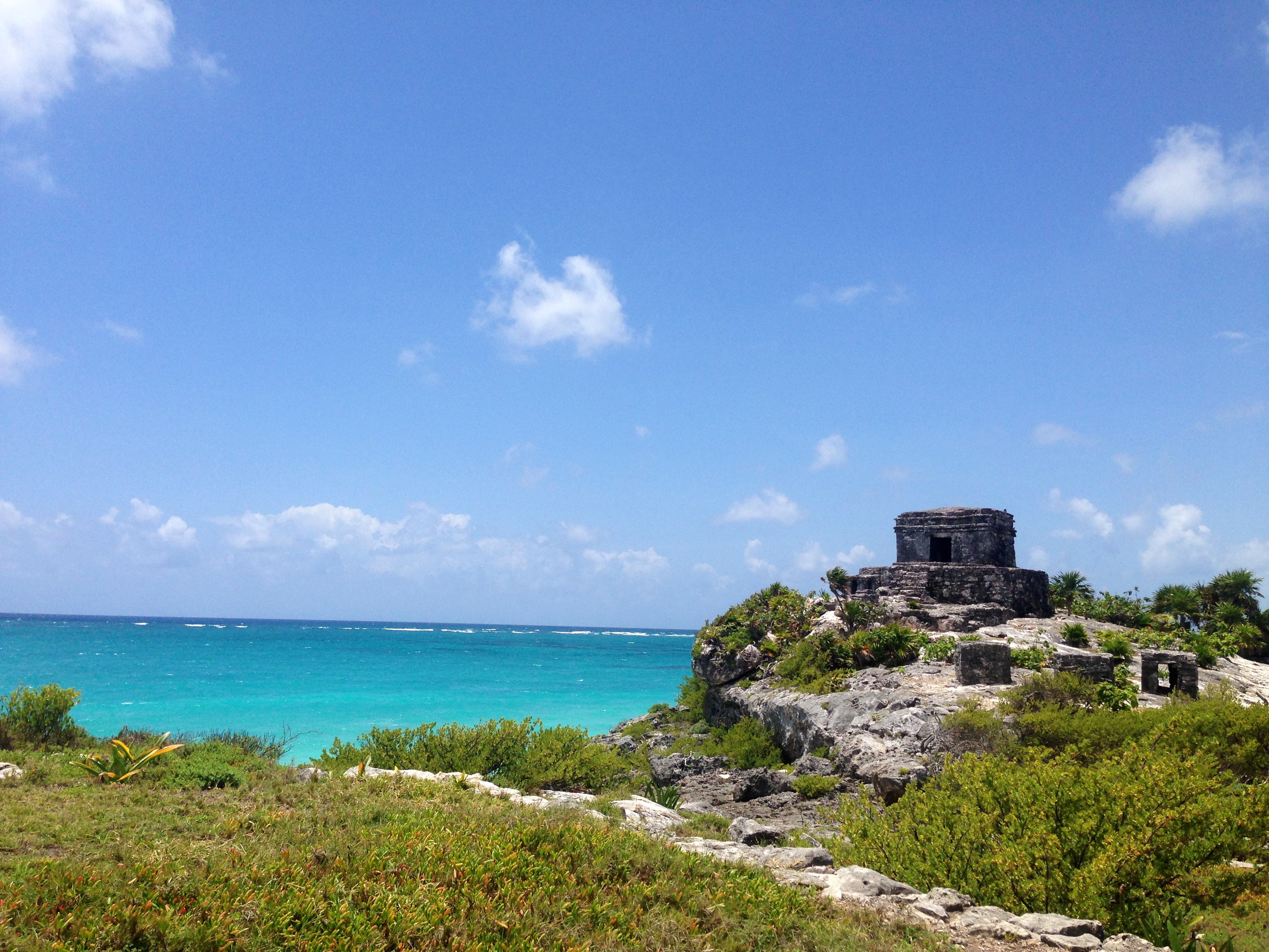Courtenay Adventures to the Mayan Ruins in Tulum, Mexico|www.extremelysharplife.com